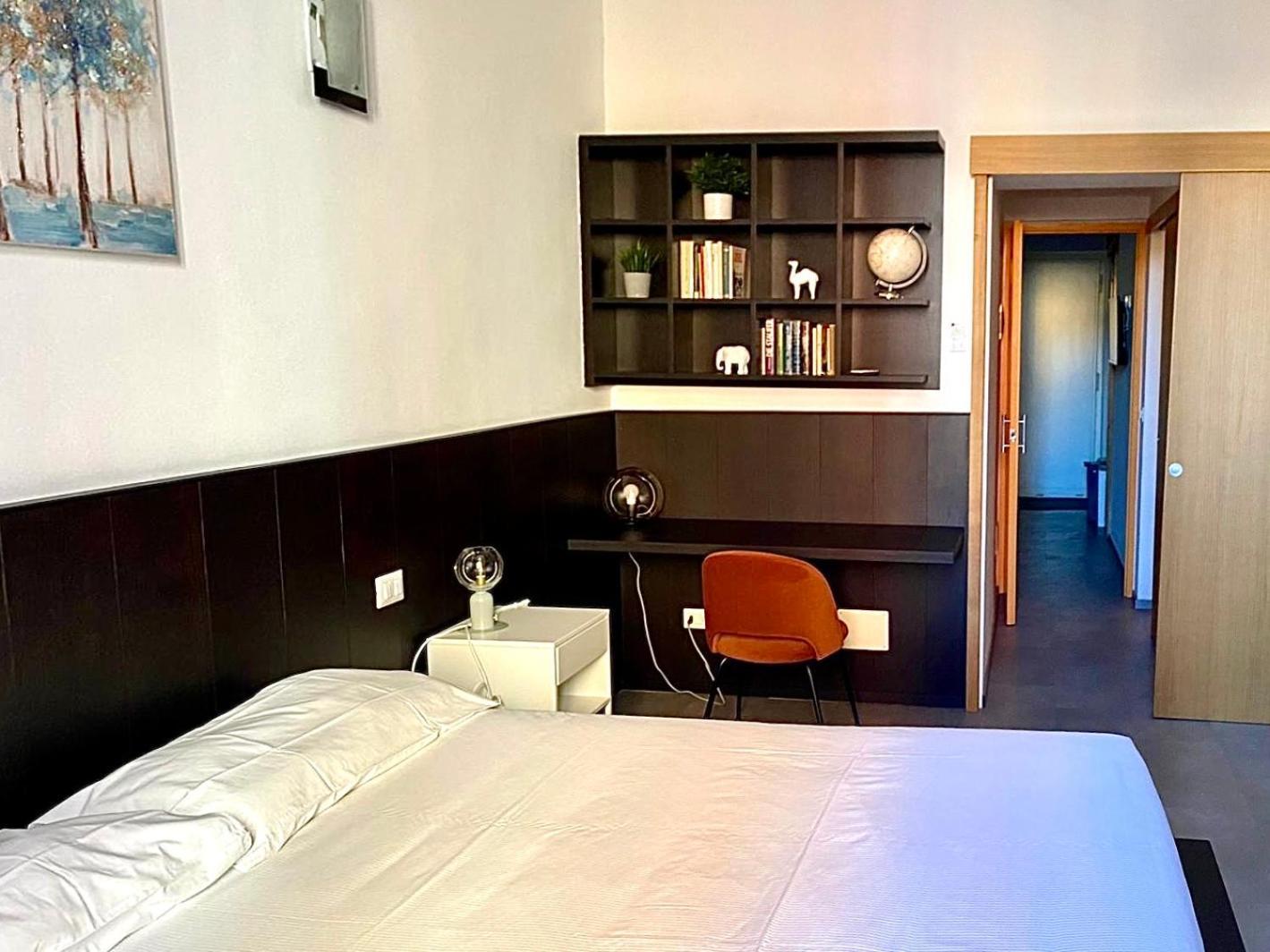 Just Like Home In Bocconi Milan Exterior photo